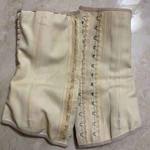 Ann Chery, Squeem, Waist Trainer, Cincher Corset